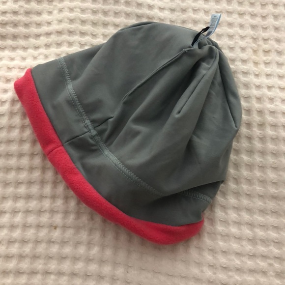 CLEARANCE 👏🏼👏🏼 Under Armour Hat - Picture 2 of 3